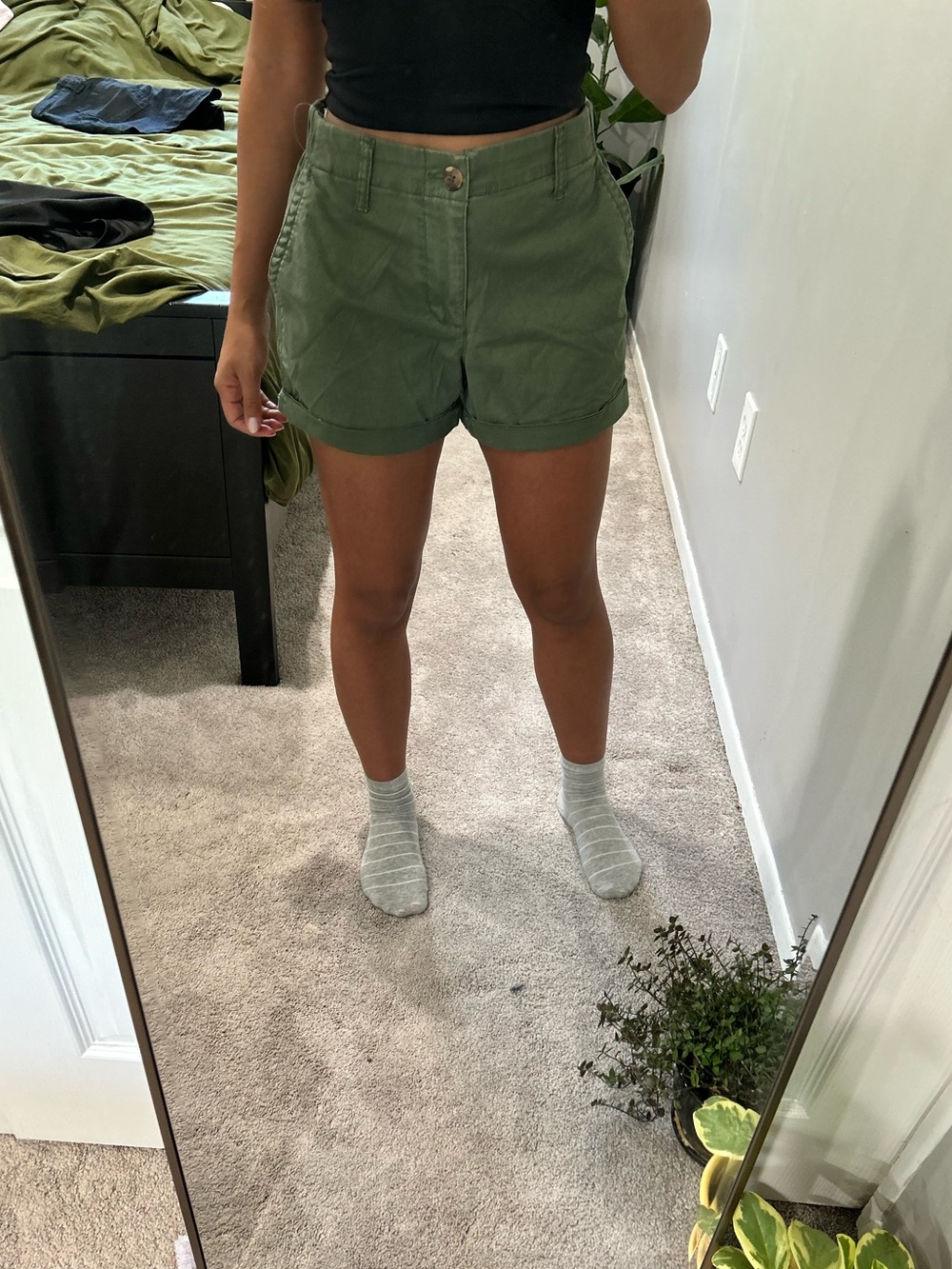 Women's Olive Green Casual Roll-Hem Cargo Shorts